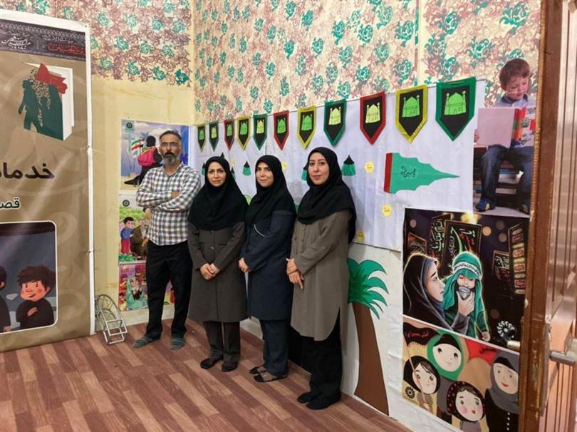 فعالیت های  فوق برنامه کتابدار کتابخانه عمومی استقلال همراه کارشناسان فرهنگی  استان درآماده سازی فضای موکب های اداره کل کتابخانه های عمومی استان کرمانشاه در مرز خسروی  و شهرستان های کرمانشاه و قصر شیرین به مناسبت اربعین حسینی1401