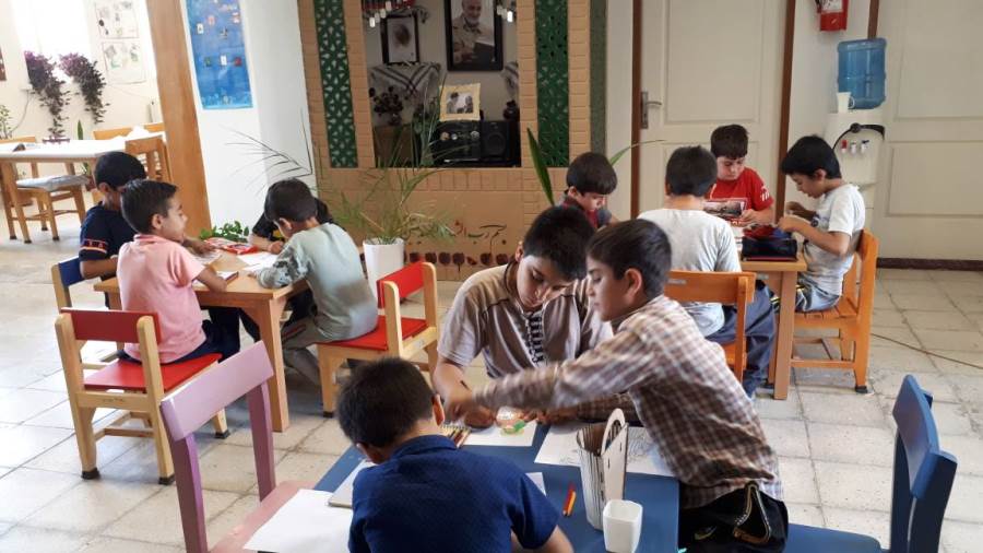 نقاشی و رنگ آمیزی