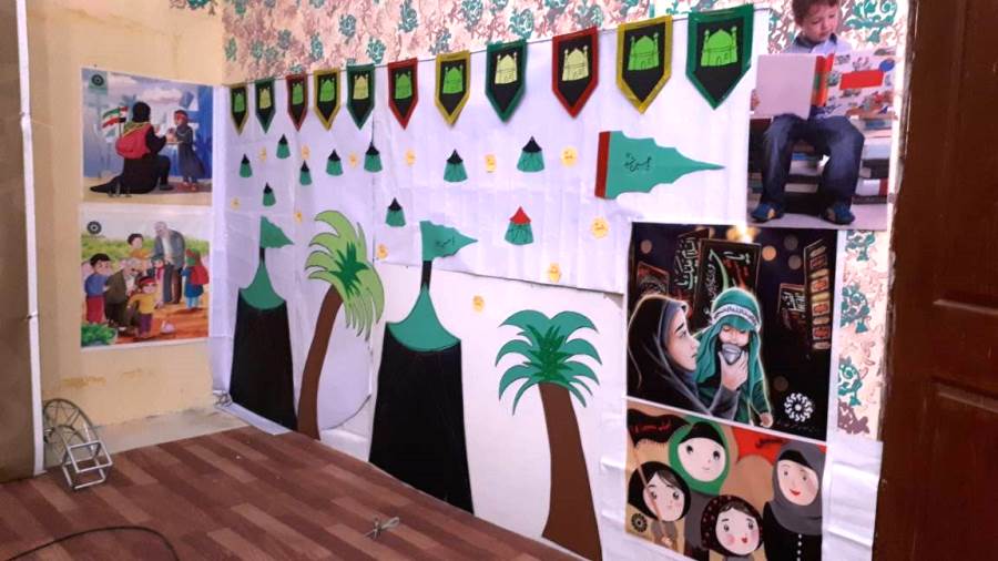 فعالیت های  فوق برنامه کتابدار کتابخانه عمومی استقلال همراه کارشناسان فرهنگی  استان درآماده سازی فضای موکب های اداره کل کتابخانه های عمومی استان کرمانشاه در مرز خسروی  و شهرستان های کرمانشاه و قصر شیرین به مناسبت اربعین حسینی1401